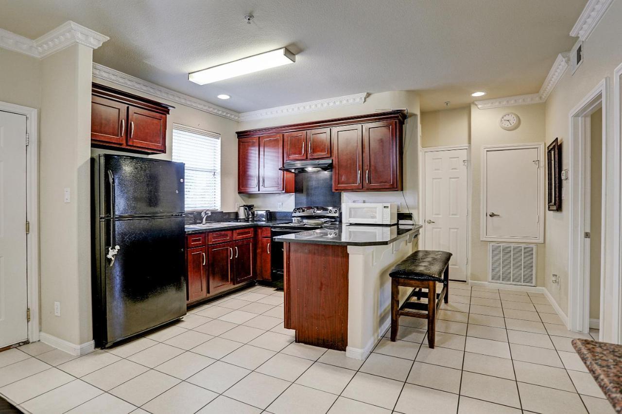 Villa Corporate 2 Bedroom Suite Furnished Condo Houston Exteriér fotografie